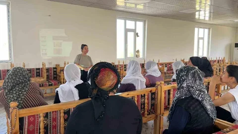 Diyarbakır'da Meme Kanseri Farkındalık Ayı kapsamında etkinlik yapıldı
