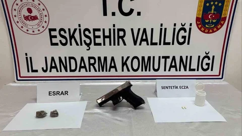 Eskişehir'de uyuşturucu ile yakalanan şahıs