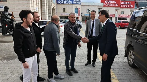 Kütahya'da Çiniciler Çarşısı'nda düzenleme çalışmaları sürüyor