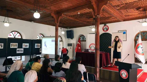 Menteşe'de Kadınlara Yönelik Menopoz Seminerleri Başladı
