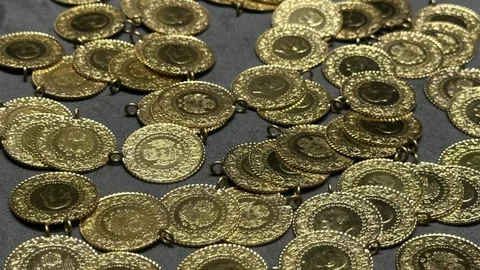 İstanbul'da Kapalıçarşı'da altın satışları sürüyor