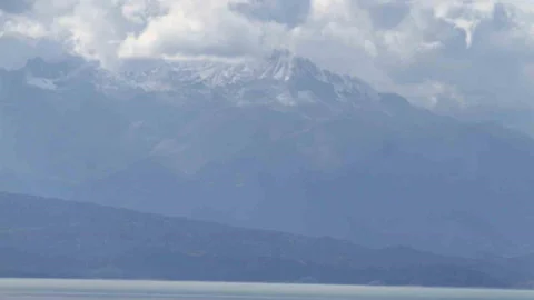 Beyşehir'de Anamas Dağı'na kar yağdı