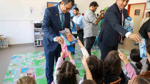 Alanya'da çocuklara temizlik eğitimi verildi