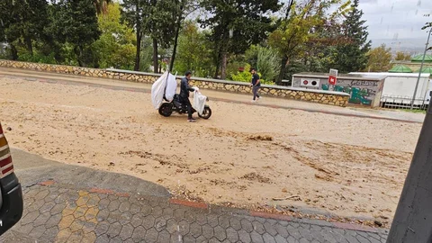 Kahramanmaraş’ta sağanak yağış su taşkınlarına yol açtı