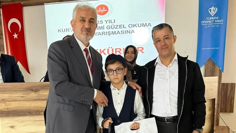 Tarsuslu Muhammet Bahattin Sav Kuran-ı Güzel Okuma Akdeniz Birincisi