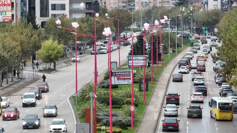 Bursa'da Pembe Lambalar Projesi ile erken teşhis için farkındalık artırılıyor