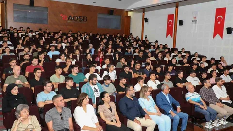 Adana'da Öğrencilere Başarı Mesajı