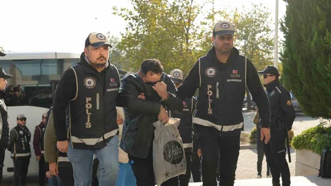 Denizli'de sahte alkol testi şebekesi 100 sürücünün ehliyetini geri aldırdı.