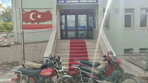 Eskişehir'de motor ve şase numarası kazınmış 4 motosiklet ele geçirildi