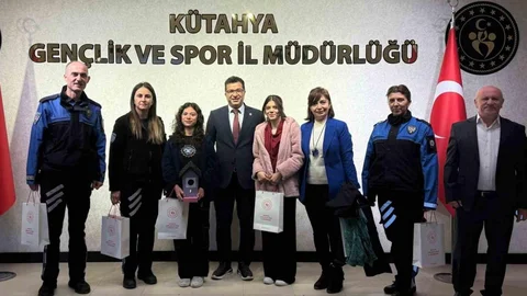 Kütahya'da özel öğrencilerle polis buluştu