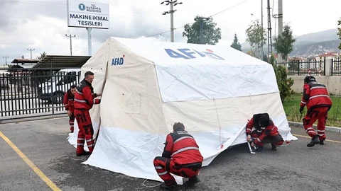 Kütahya'da deprem tatbikatı yapıldı