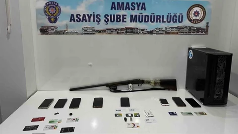 Amasya'da sahte avukatlar dolandırıcılık yaparken yakalandı