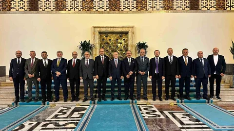 Bursa'da AK Parti'ye yeni ilçe başkanları atandı