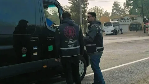 Denizli'de kaçak turlara sıkı denetim yapıldı