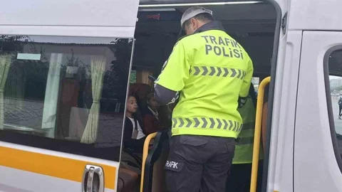 Manisa'da okul servislerine denetim yapıldı