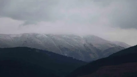 Çankırı'da Ilgaz Dağı'na ilk kar yağdı