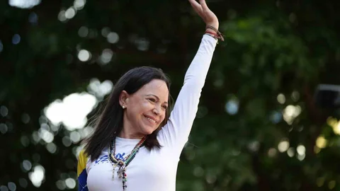 2025 Nobel Barış Ödülü, Venezuelalı muhalif lider Maria Corina Machado'ya verildi