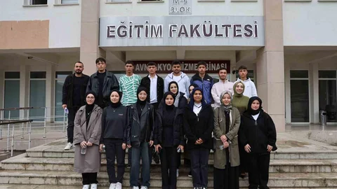 Düzce'de İmam Hatip Lisesi Öğrencileri Üniversite Ziyareti