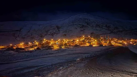 Gümüşhane'de kar yağışı etkili oldu