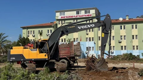 Bozyazı Devlet Hastanesi Ek Binası İçin İlk Kazma Vuruldu: Kapalı Alanı Tam 7 Bin 700 Metrekareye Çıkacak!