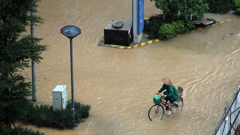 Vietnam'daki Matmo Tayfunu'nun bilançosu ağırlaşıyor