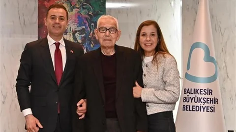 Balıkesir'de Başkan Akın'ın Acı Günü