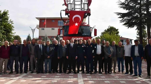 Eskişehir Beylikova’da yeni bir itfaiye aracı hizmete alındı