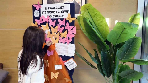 Muğla'da çocukların hayalleri panolara yansıtıldı