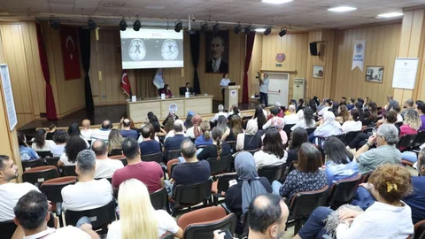 Mersin'de Kız Çocukları Paneli