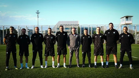 Bursaspor'da Tahsin Tam'ın teknik ekibi belirlendi