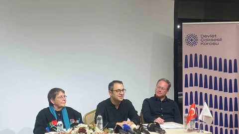 Ankara'da Devlet Çoksesli Korosu'nun 2025-2026 Sanat Sezonu açılışı yapıldı.