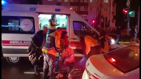 Kocaeli Karamürsel'de 2 Araç Kazası