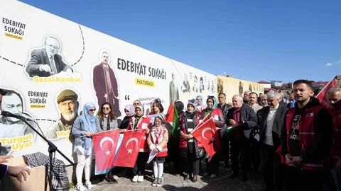 Erzurum'da Gazze'ye selam gönderen şiir programı