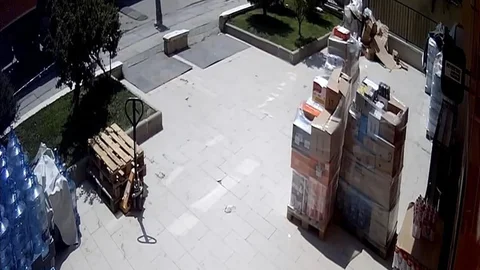 Ankara'da meydana gelen kazada iki kişi hayatını kaybetti, kazanın sorumlusunun 10 suç kaydı olduğu öğrenildi.