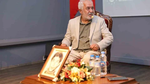 Bursa'da sanat yolculuğunu anlattı