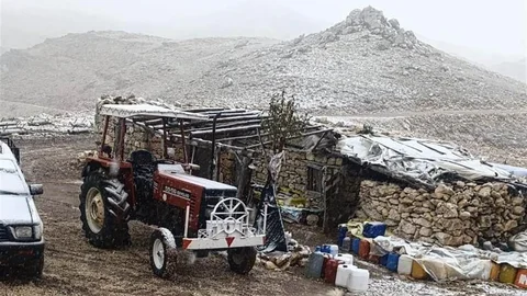 Anamur'da Mevsimin İlk Kar Yağışı