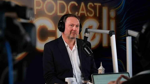 Kocaeli'de Yazar Taylor'dan Duygusal Mesaj