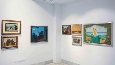 Bursa'da 'Gözlerimin Önünde' sergisi açıldı