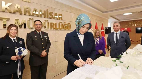 Afyonkarahisar'da Vali'nin nikah şahitliği