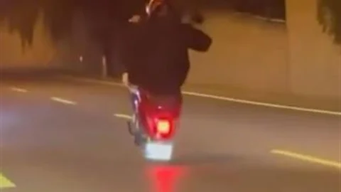 Denizli'de trafik magandaları sosyal medyada paylaşılan görüntülerle yakalanıyor.