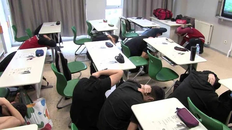 İstanbul'da 3 milyon öğrenci afet tatbikatına katıldı