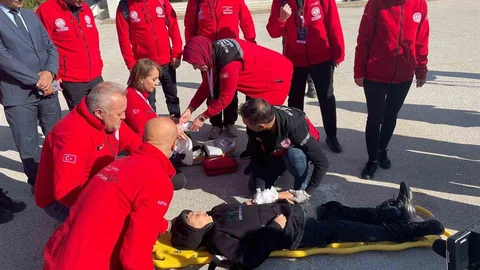 Ankara'da deprem ve yangın tatbikatı yapıldı