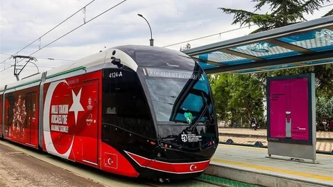 Kocaeli'de milli maçta tramvay ücretsiz hizmet verecek