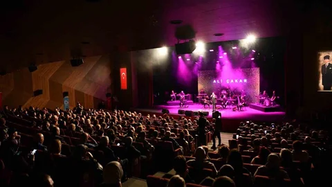 Balıkesir'de 10.10 etkinliklerine yoğun ilgi var