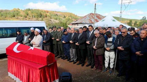 Ordu'da Kıbrıs Gazisi Cemal Şahin son yolculuğuna uğurlandı
