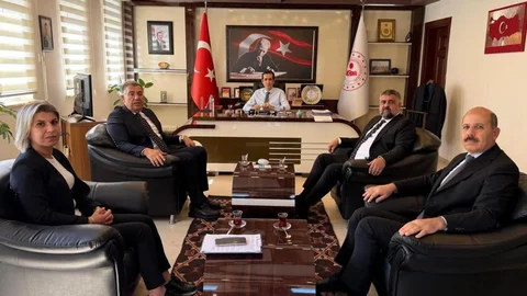 İl Koordinatör Karakan İle Müdür Bardak, Kaymakam Topsakaloğlu 'nu Ziyaret Etti