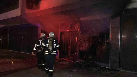 Çorum'da bir apartmanda çıkan yangın paniğe neden oldu