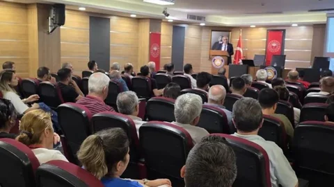 Tarsus'ta B-reçete Konulu Toplantı Düzenlendi