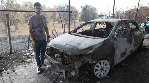 Hatay'da depremzede ailenin eşyaları yandı
