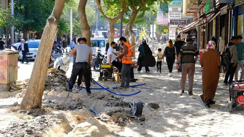 Şanlıurfa'da Divanyolu Yayalaştırma Projesi ile tarihi bölge canlanıyor